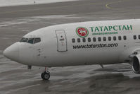 VQ-BAP @ SZG - Boeing 737-322