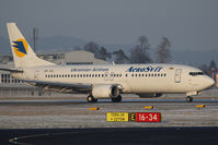 UR-VVJ @ SZG - Boeing 737-448