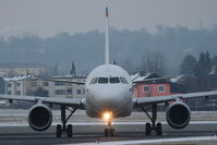 VP-BPU @ SZG - Airbus A320-211