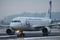 VP-BPU @ SZG - Airbus A320-211