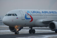 VP-BPU @ SZG - Airbus A320-211