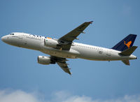 F-WWBI @ LFBO - C/n 3563 - To be EI-DSU - by Shunn311