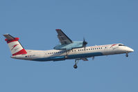 OE-LGC @ VIE - Bombardier Inc. DHC-8-402 - by Juergen Postl
