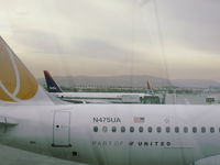 N122DL - Delta's 767 at Vegas. Taken December 2006 after returning home to Vegas for Christmas. - by Gregory Donohue