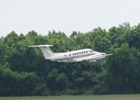 N226K @ DTN - Super King Air taking off from the Downtown Shreveport airport. - by paulp