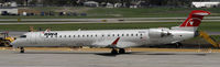 N914XJ @ KMSP - Taxi for departure