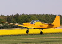 G-BUUI photo, click to enlarge G-BUUI photo, click to enlarge