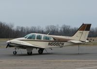 N6682W @ DTN - Parked at the Downtown Shreveport airport.