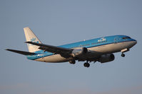 PH-BDO @ VIE - Boeing 737-306 - by Juergen Postl