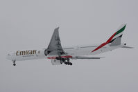 A6-ECM @ VIE - Boeing 777-36NER - by Juergen Postl