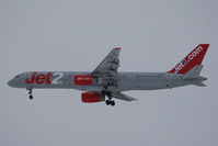 G-LSAG @ VIE - Boeing 757-21B