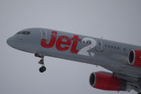 G-LSAG @ VIE - Boeing 757-21B