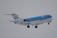 PH-KZI @ VIE - Fokker 70