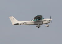 G-PDSI @ EGLK - SKYHAWK DEPARTING RWY 07 - by BIKE PILOT