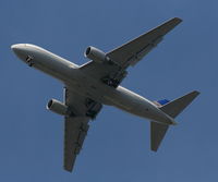 N76156 @ MCO - Continental 767-200 - by Florida Metal