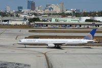 N77867 @ KFLL - Boeing 757-300 - by Mark Pasqualino