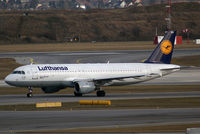 D-AIQH @ VIE - Lufthansa Airbus A320-211 - by Joker767