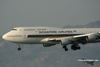 9V-SPE @ VHHH - Singapore Airlines - by Michel Teiten ( www.mablehome.com )