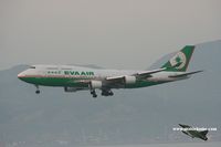 B-16409 @ VHHH - EVA Air approaching 25R