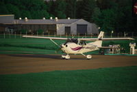 N684SP @ PJC - Taxi