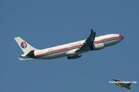 B-6127 @ VHHH - China Eastern Airlines