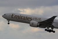 A6-ECF @ LOWW - EMIRATES Boeing 777-31HER - by Delta Kilo