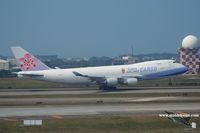 B-18715 @ RCTP - China Airlines Cargo - by Michel Teiten ( www.mablehome.com )