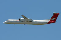 VH-QOA @ YSSY - Qantaslink Dash 8 lifts out of Sydney