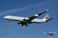 C-FTNQ @ CYVR - Air Canada