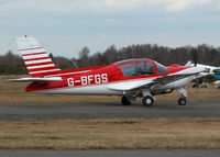 G-BFGS @ EGLK - TAXYING PAST THE CAFE FOR THE TERMINAL - by BIKE PILOT