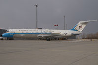 73-1681 @ VIE - USAF DC9-32 - by Yakfreak - VAP