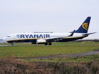 EI-DLS @ EGGP - Ryanair - by chris hall