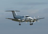 N769D @ DTN - Landing on Rwy 14 at the Shreveport Downtown Airport.