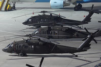 95-26609 @ VIE - US Army Sikorsky Black Hawk - by Juergen Postl