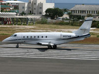 N137WB - ST. MARTEEN - by Eudes S Lopez
