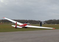 G-DFEO @ EGHL - JUST LANDED IN FRONT OF THE CLUB HOUSE - by BIKE PILOT