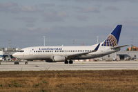 N14324 @ KMIA - Boeing 737-300 - by Mark Pasqualino