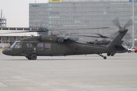 89-26145 @ VIE - USAF Blackhawk - by Yakfreak - VAP