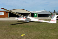 G-CHEF - Glider at Sutton Bank - by Terry Fletcher
