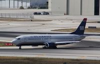 N440US @ KFLL - Boeing 737-400 - by Mark Pasqualino