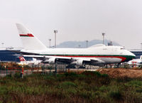 A4O-SO @ LEBL - Lining up rwy 25 for departure... - by Shunn311