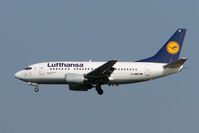 D-ABIE @ EGLL - Lufthansa B737 on approach to LHR - by Terry Fletcher
