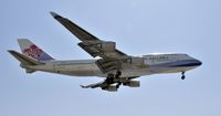 B-18212 @ KLAX - Landing 24R at LAX - by Todd Royer