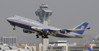 N194UA @ KLAX - Departing LAX on 25R - by Todd Royer