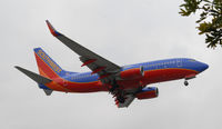 N246LV @ KLAX - Landing 24R at LAX - by Todd Royer