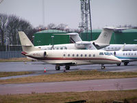 4X-CLL @ EGGW - Visiting Luton - by Andy Parsons