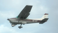 N172C @ S50 - landing in Auburn, runway 34 - by Wolf Kotenberg