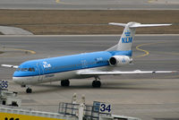 PH-OFK @ VIE - KLM cityhopper Fokker F-100 - by Roman Reiner