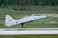 J-3041 @ LSMP - former Austrian lease F-5. - by Joop de Groot