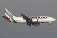 I-AIGM @ LOWW - Air Italy 737-300